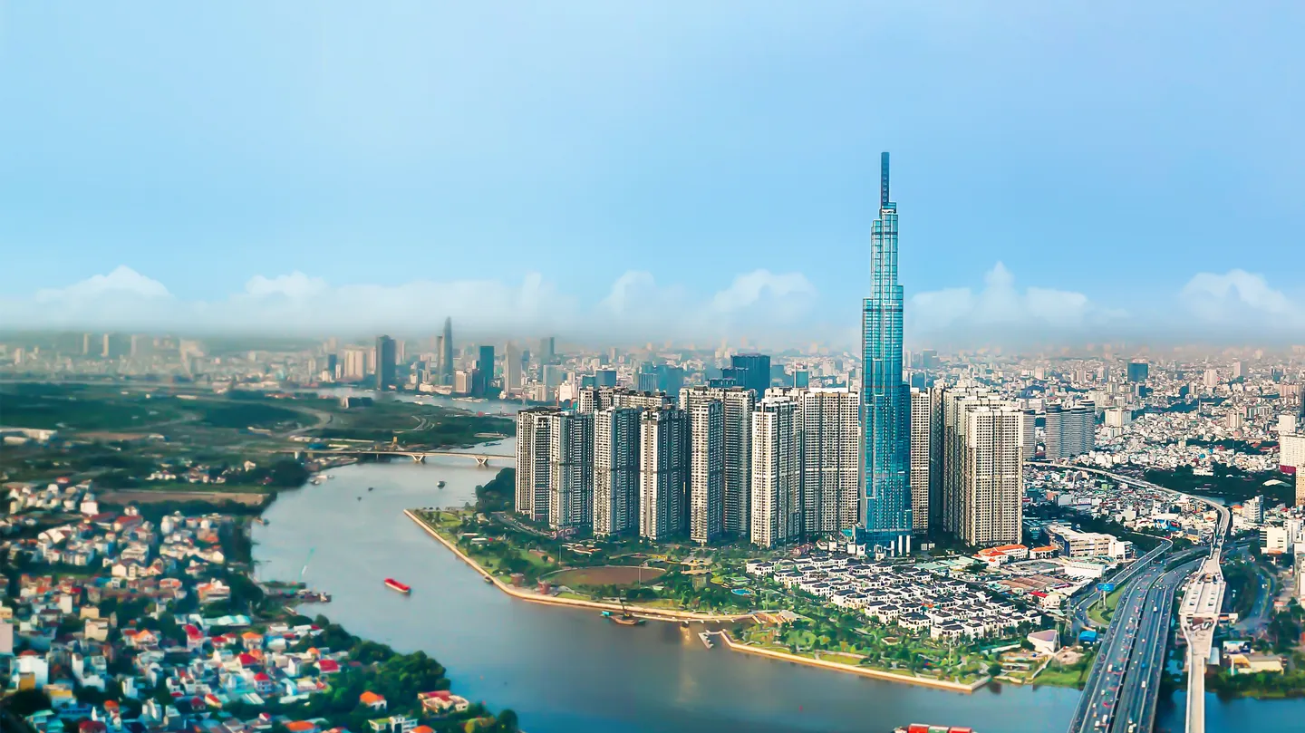 Landmark 81 and the Saigon river skyline