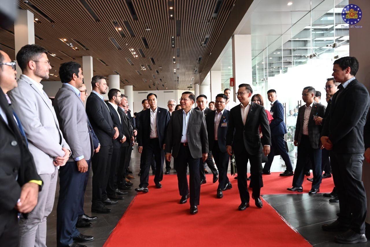 PRESIDENT OF MYANMAR VISITS VINFAST MANUFACTURING COMPLEX  IN HAI PHONG