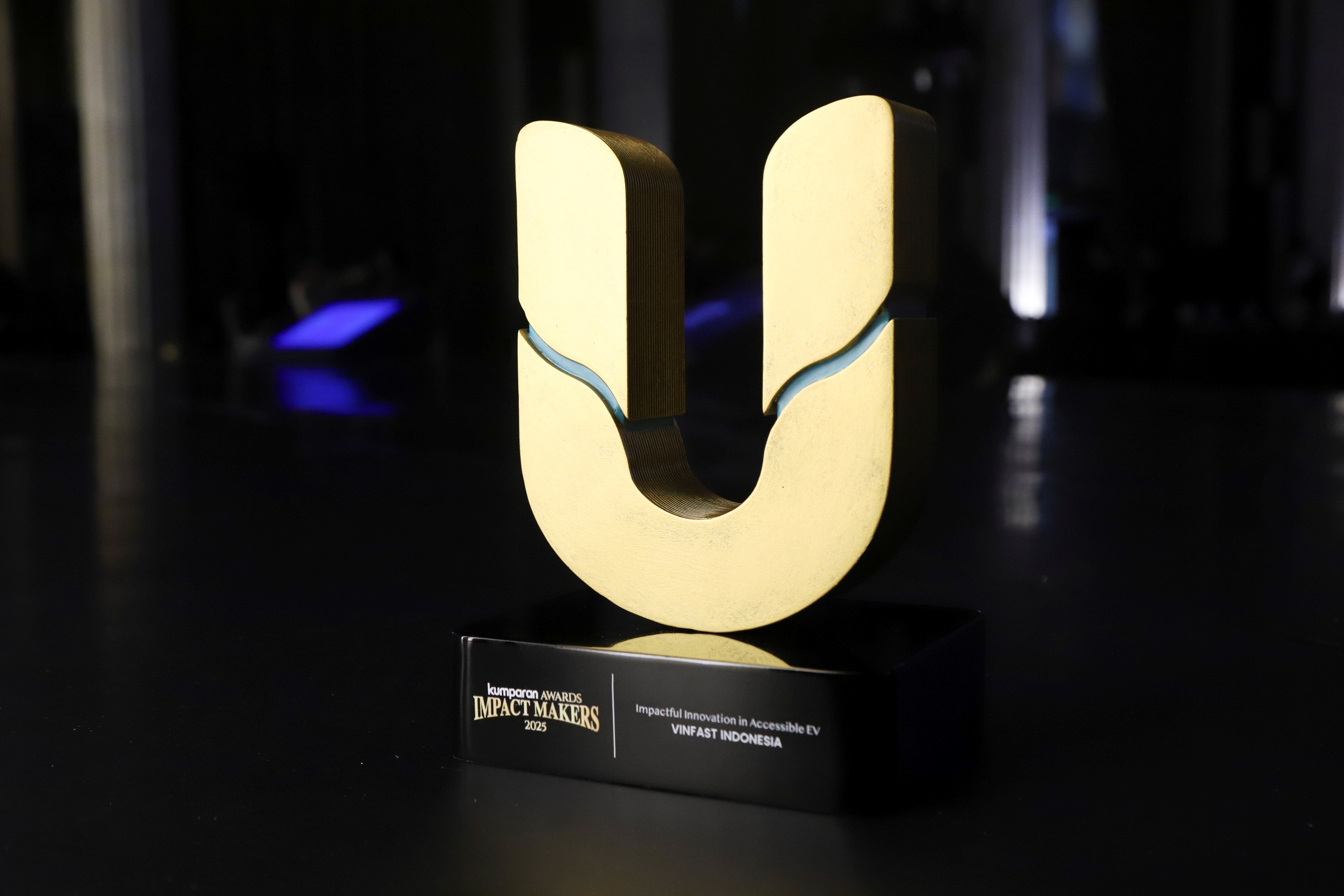 VinFast Honored in Indonesia With Kumparan Awards: Impact Makers 2025